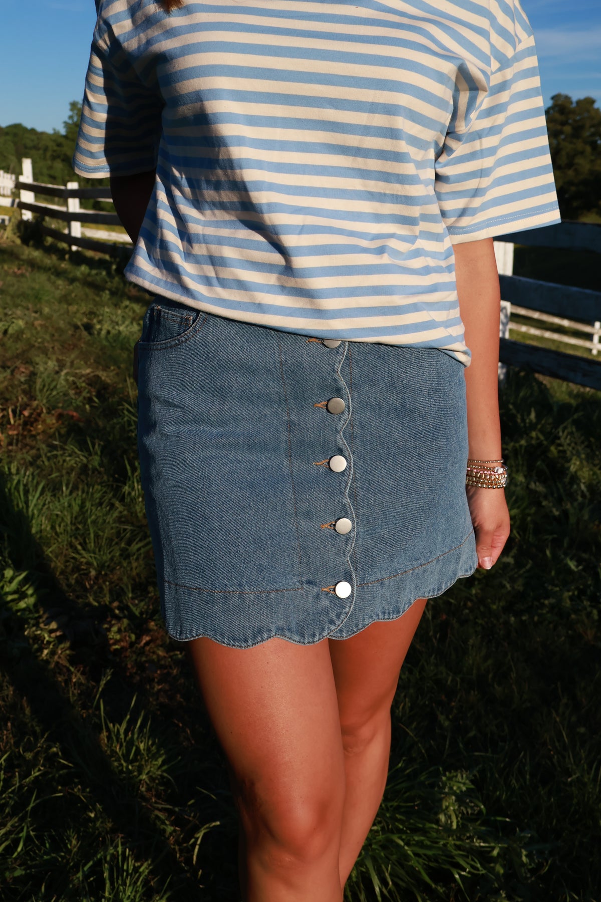 Buttoned Scallop Denim Skirt
