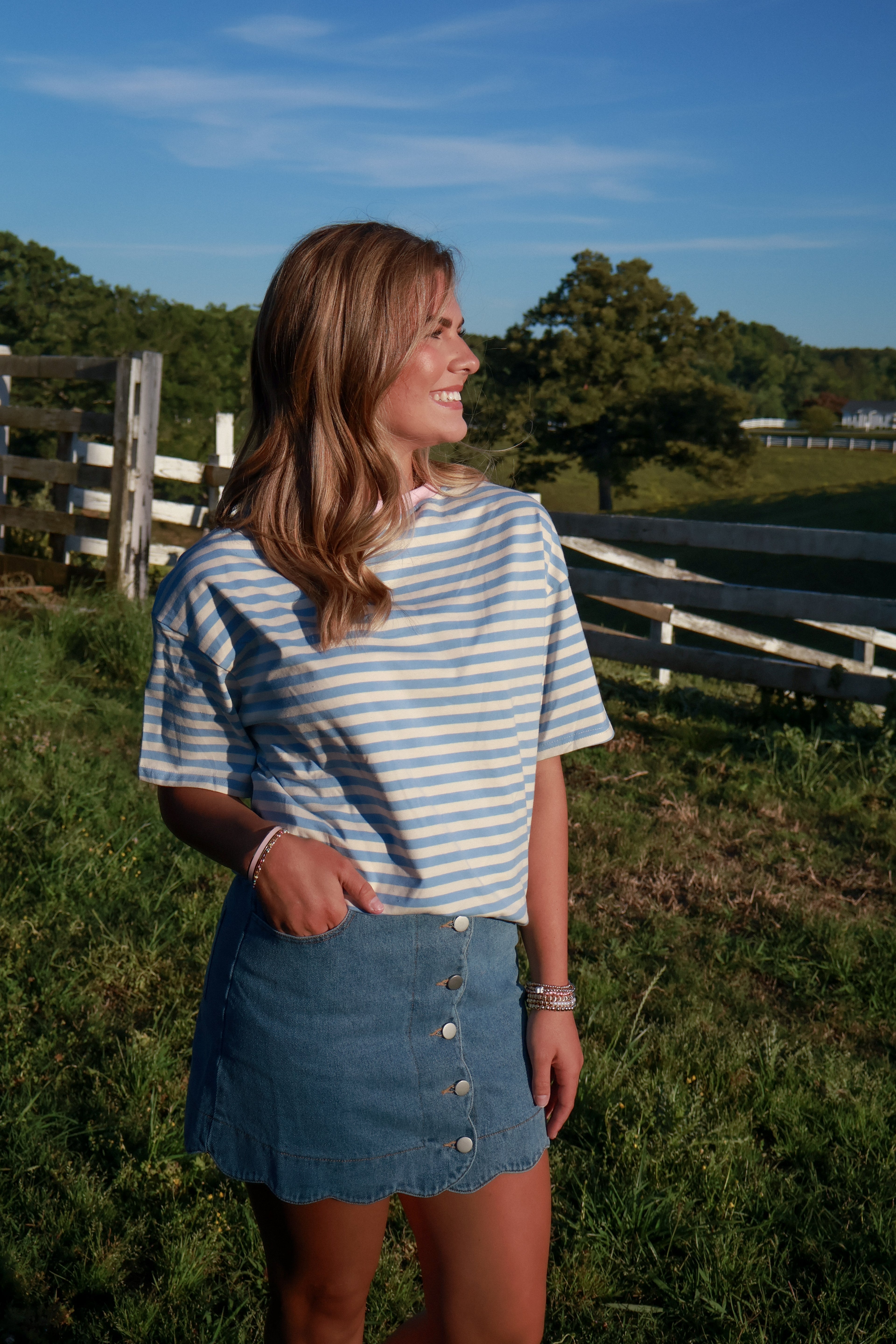 Buttoned Scallop Denim Skirt
