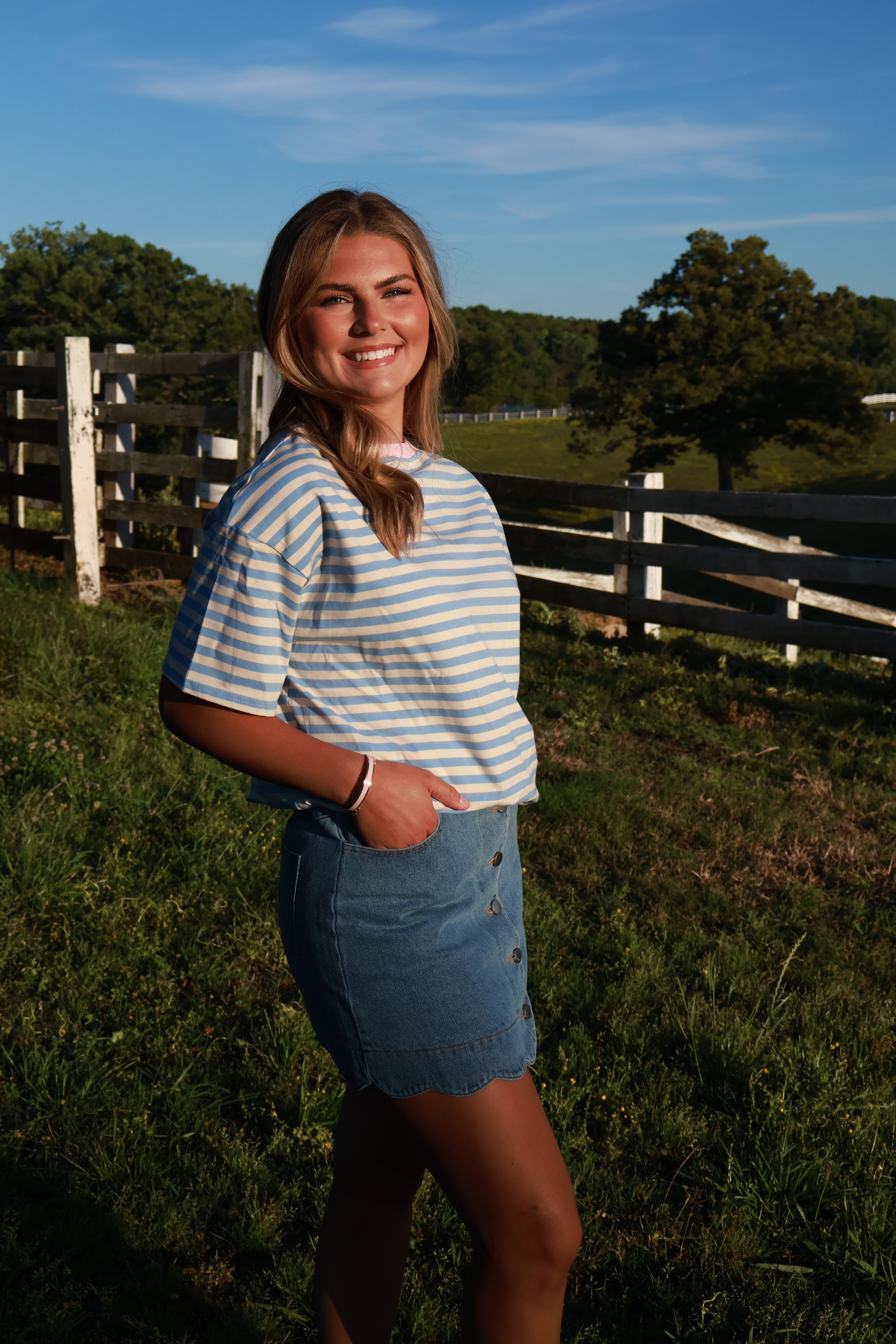Buttoned Scallop Denim Skirt
